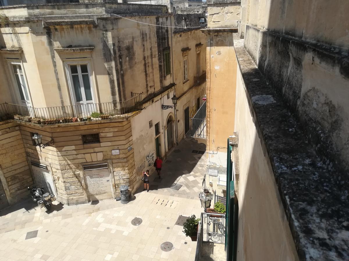 Dimora Dell'Artista Lecce Exterior foto