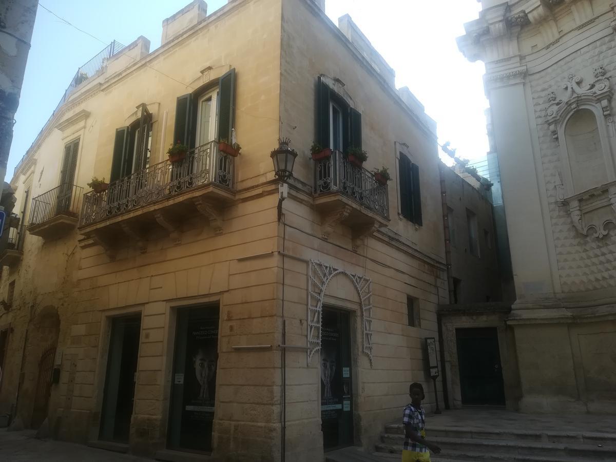Dimora Dell'Artista Lecce Exterior foto