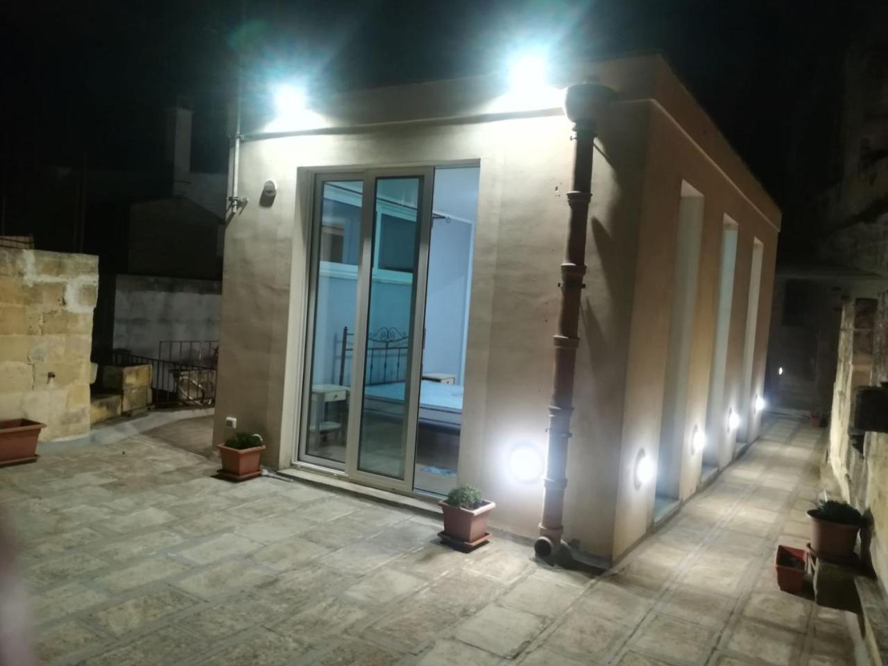 Dimora Dell'Artista Lecce Exterior foto